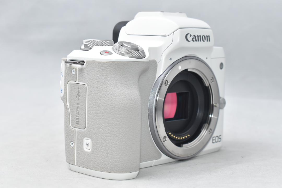 Canon キャノン EOS Kiss M2 ボデイ ホワイト