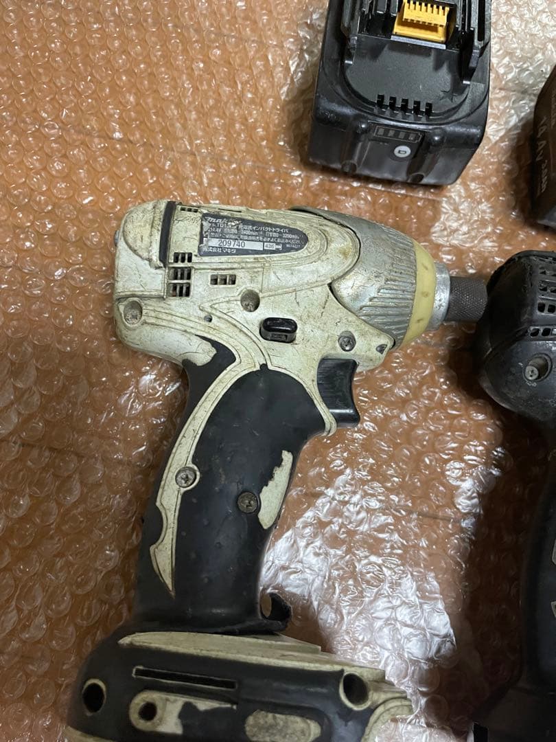 Makita 14.4V インパクトドライバー(2セット)