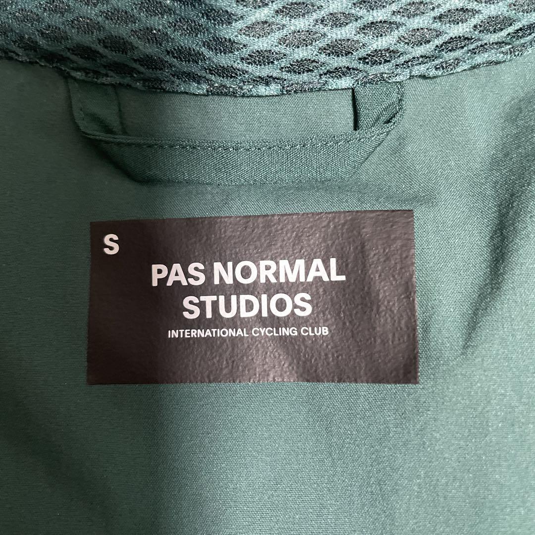 パスノーマルスタジオ Studios Stow Away Gilet Sサイズ