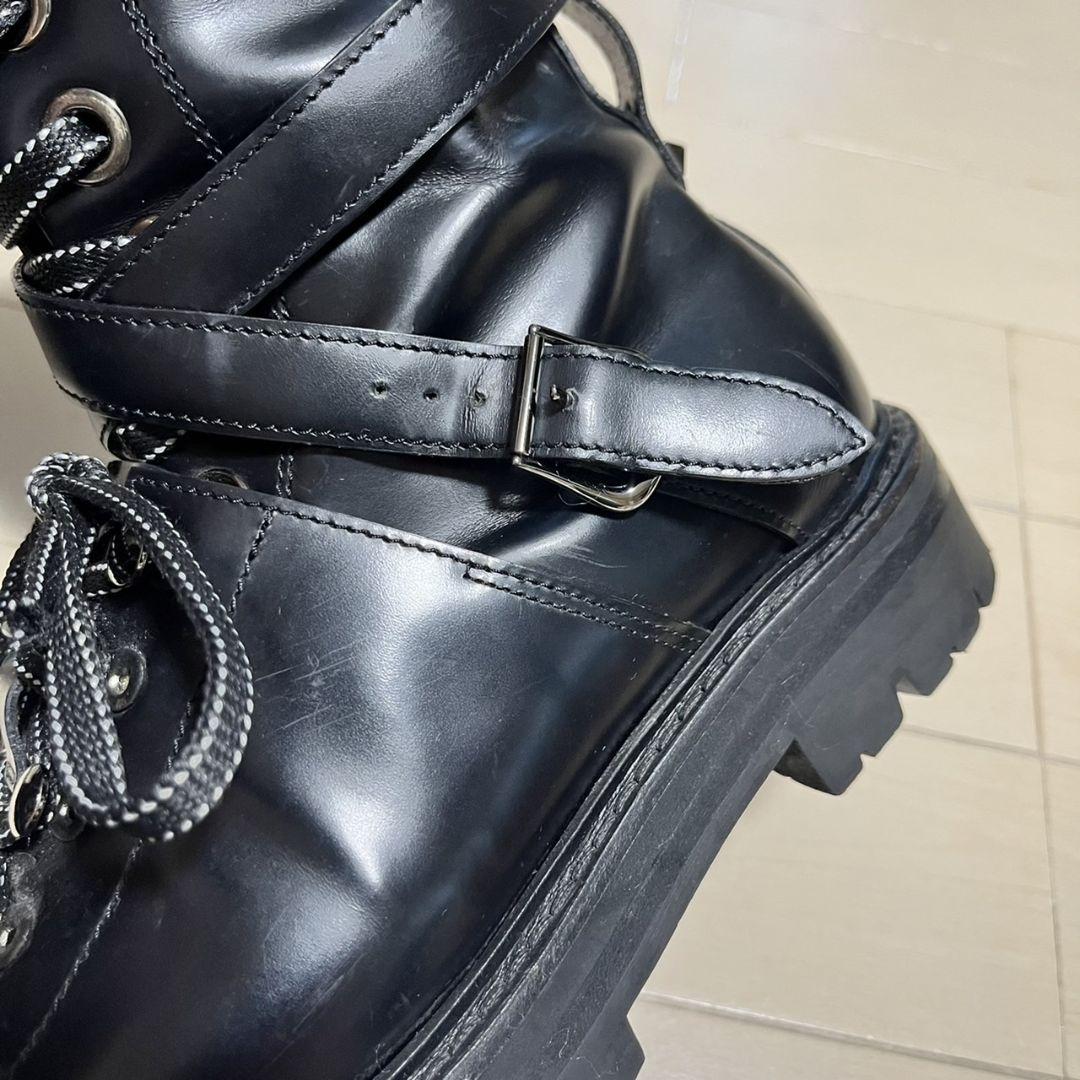 Valentino Garavani コンバットブーツ | ブラック | FARFETCH JP