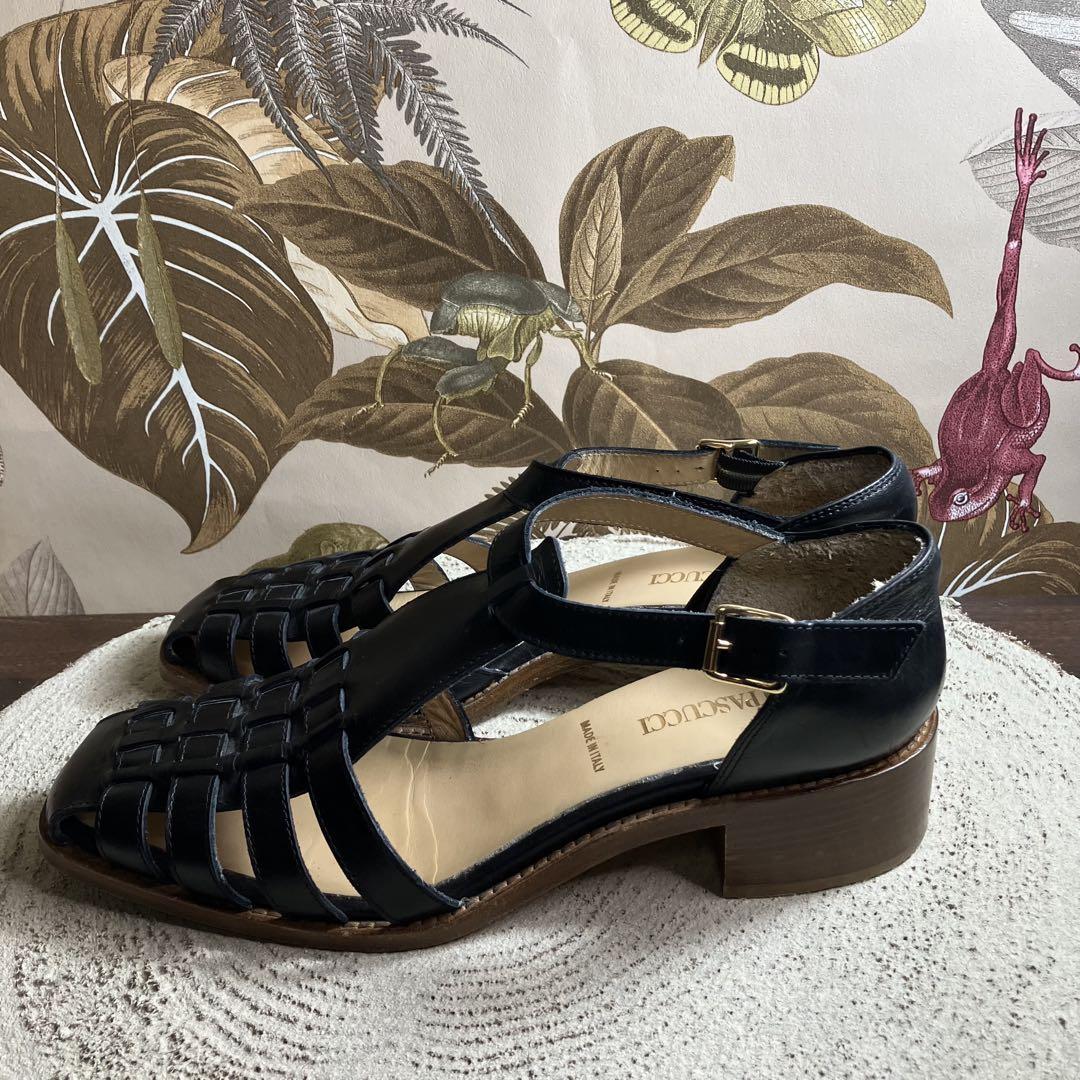 【美品】PASCUCCI パスクッチ グルカサンダル ブラック23.5 EU37