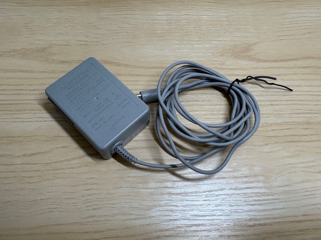 Newニンテンドー2DS LL ドラゴンクエスト はぐれメタルエディション Newニンテンドー2DS LL ドラゴンクエスト はぐれメタルエディション