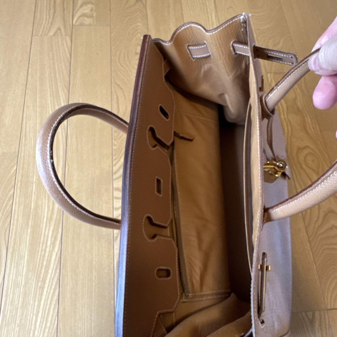 ベージュ レザー バッグ ゴールド金具