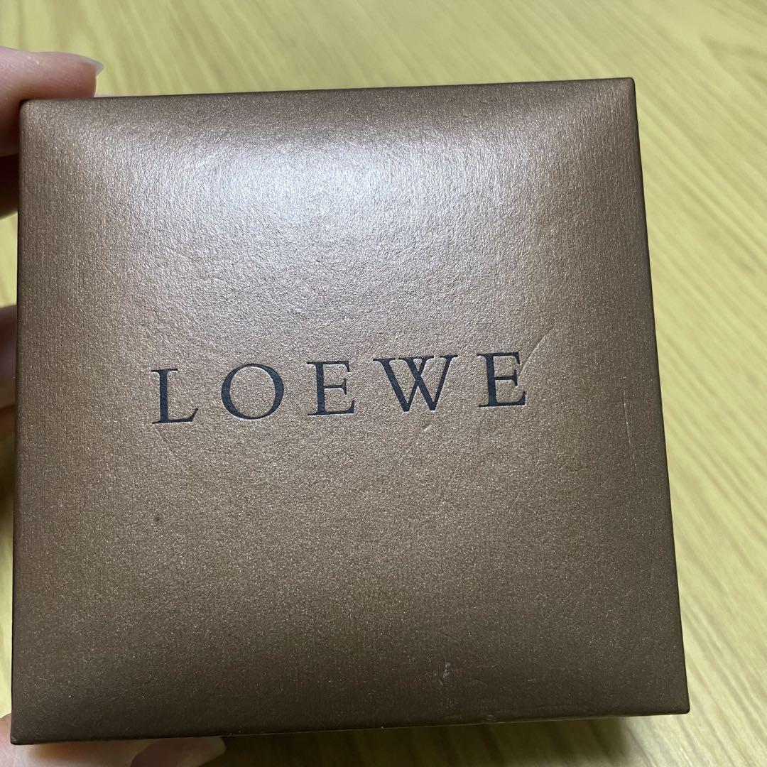 LOEWE ロエベ アナグラム ピアス ゴールド