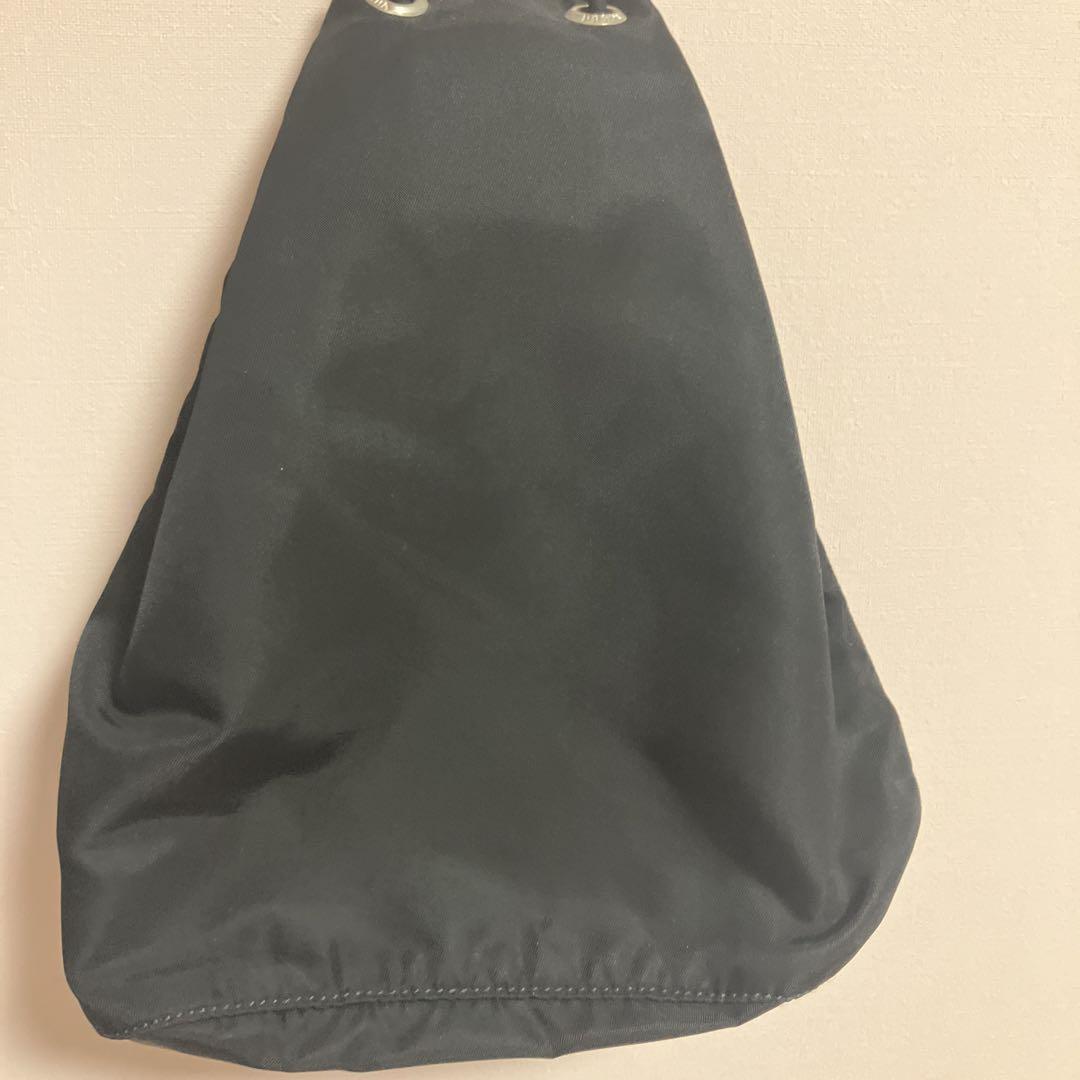 PRADA プラダ　黒 巾着バッグ　ナイロンバッグ