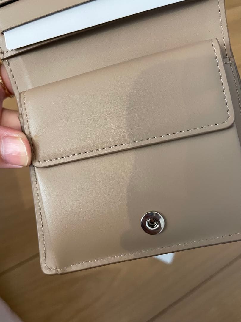 バイフォールドウォレット 二つ折り財布
