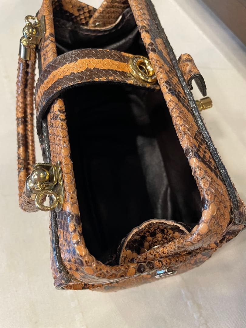 ヘビ革 ハンドメイド ハンドバッグ ブラウン系 ヘビ革 ハンドメイド ハンドバッグ ブラウン系