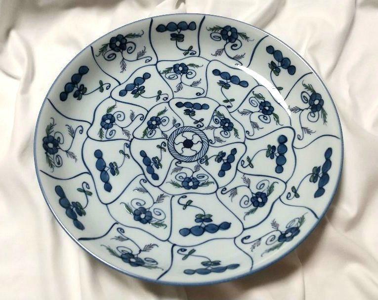有田焼 源右衛門窯 染錦 ナズナ紋 24cm 大皿