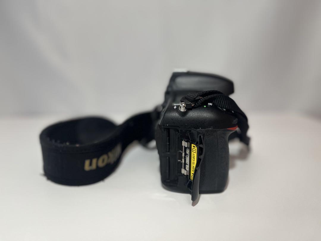 不具合品　⭐︎ Nikon D610 デジタル一眼レフカメラ