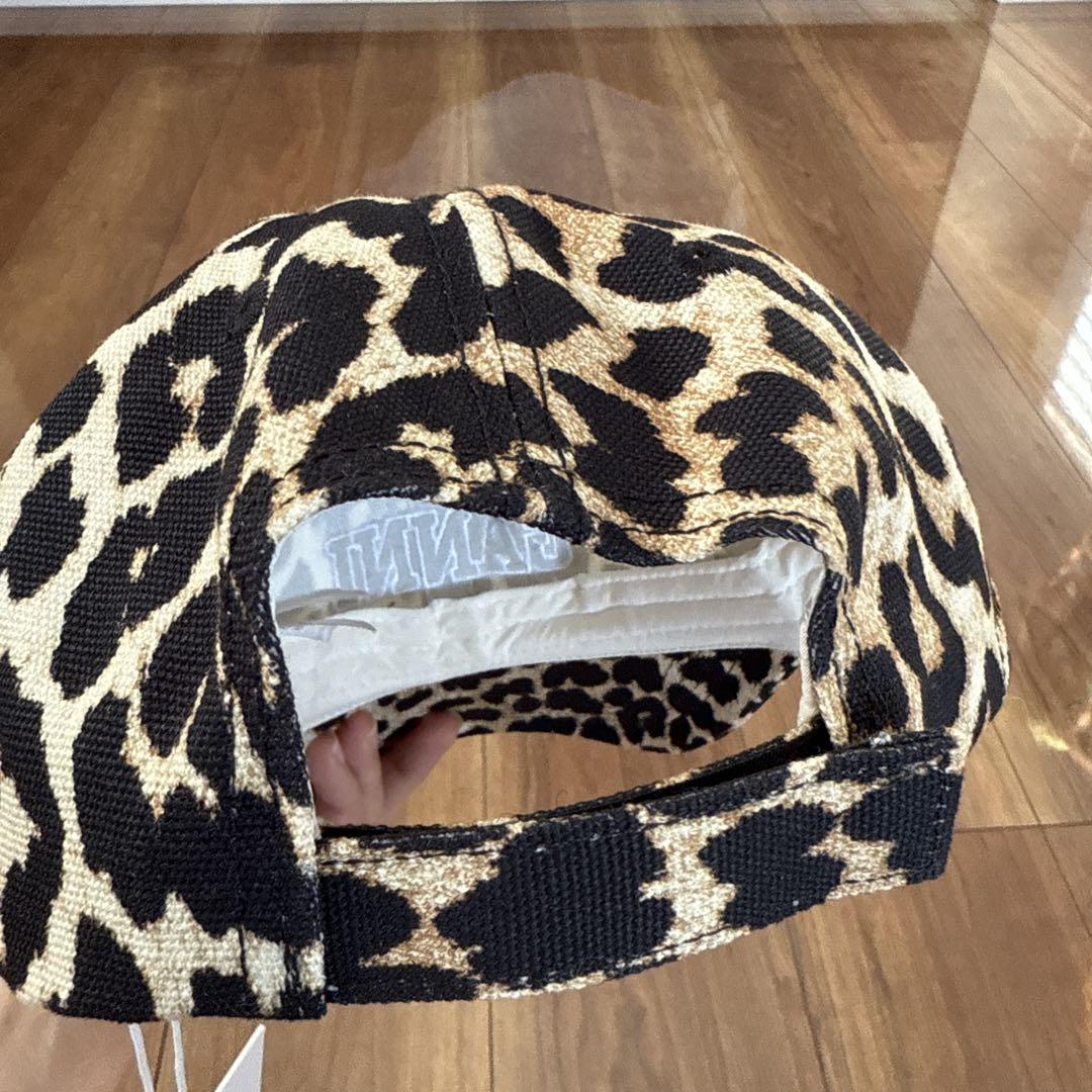 新品⭐️ガニー ganni レオパード キャップ