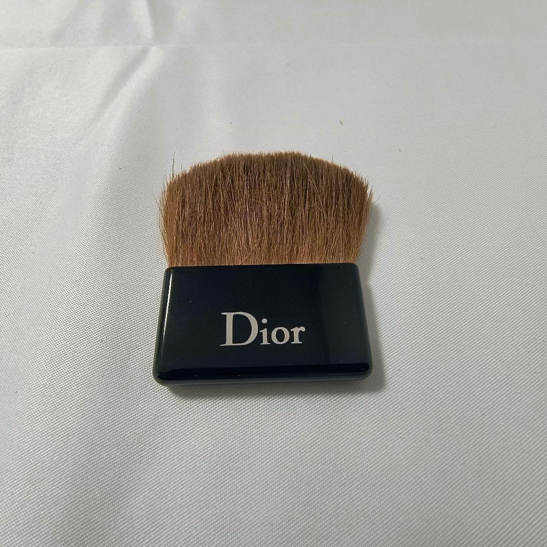 ディオール Dior 美容液　残量90％ スノー アルティメットエッセンス ディオール Dior 美容液 残量90％ スノー アルティメット
