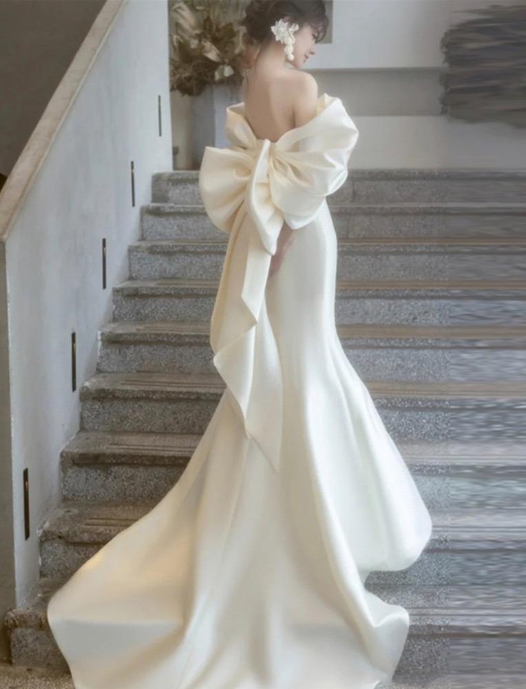 【新品✨】衣装　レディース　白　ホワイト　結婚式　パーティー　フォト　ドレス
