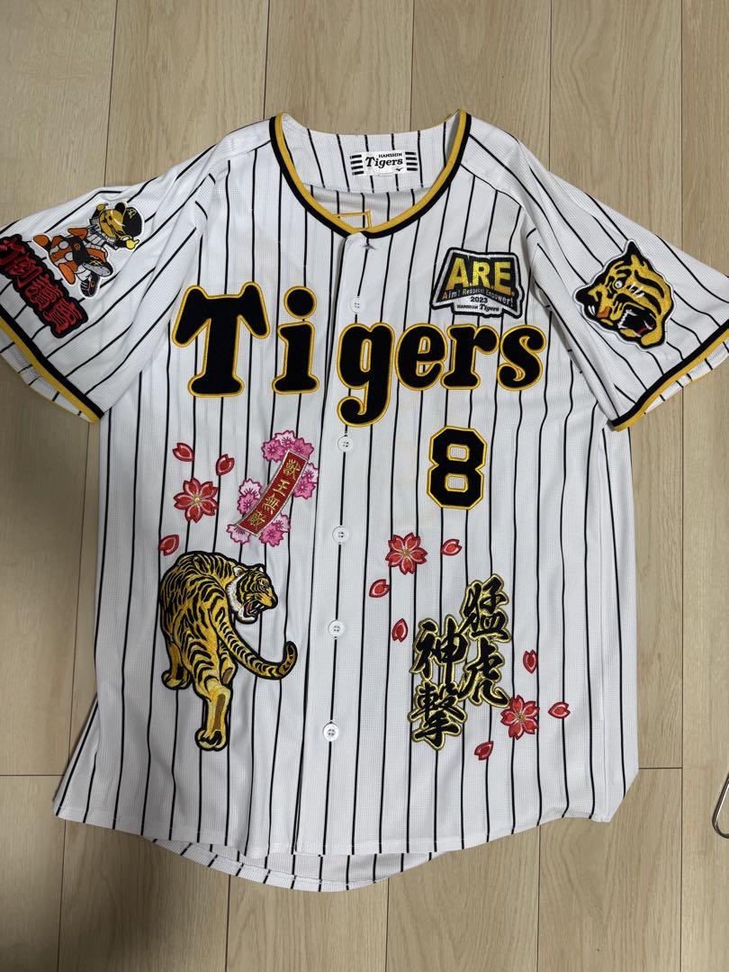 佐藤輝明 8 ユニフォーム 2023 チャンピオン