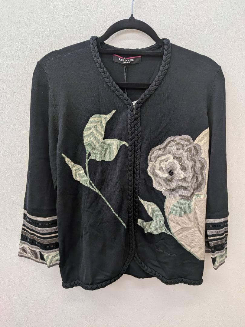 【未使用】LEONARD レオナール 黒 LL カーディガン 【未使用】LEONARD レオナール 黒 LL カーディガン