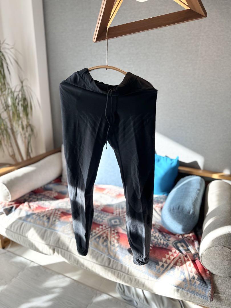 【美品】ランニングウェア 上下セット※キャップ付き 黒 アシックス