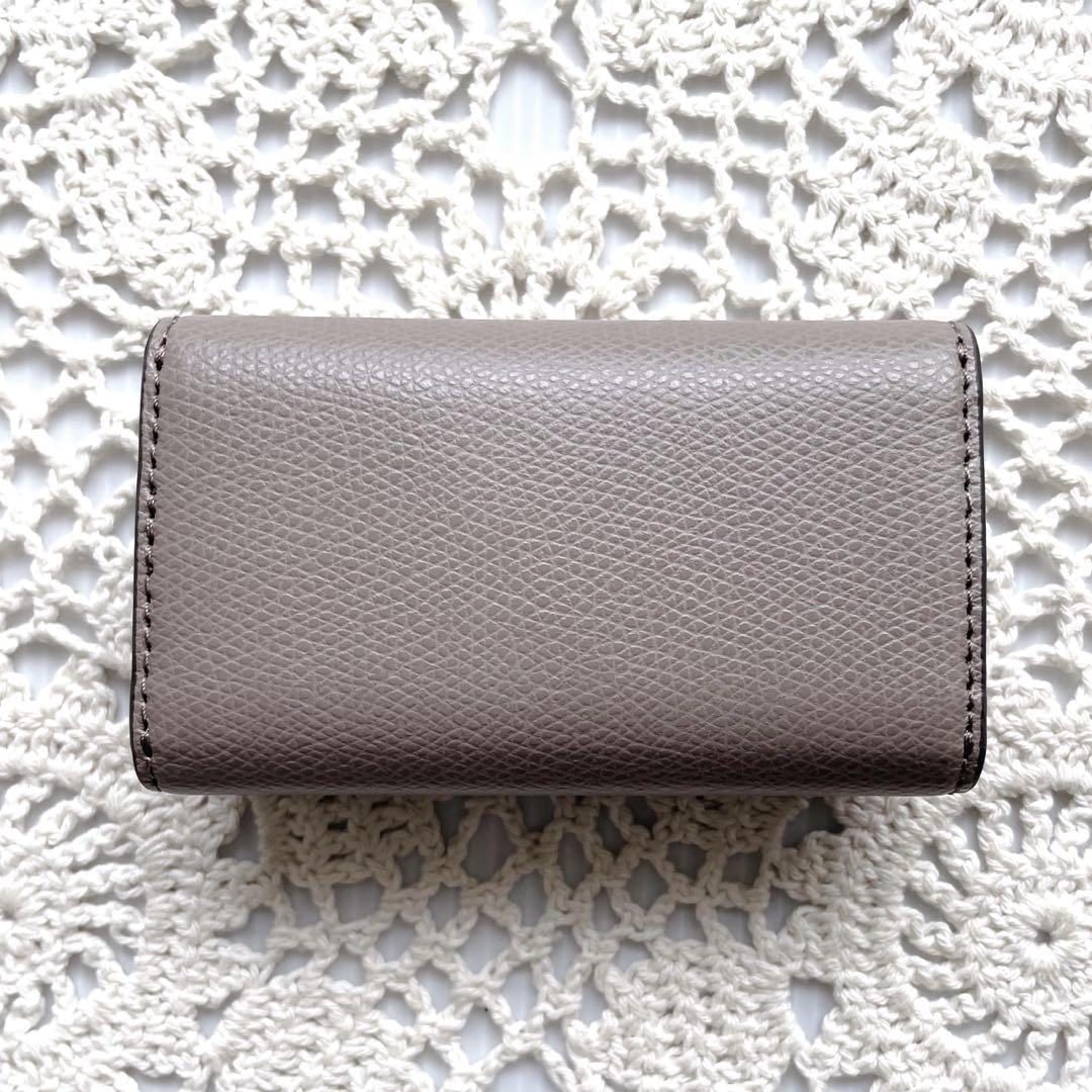 【未使用品】 FURULA/フルラ 4連キーケース 未使用品 FURLA 4連キーケース グレージュ - メルカリ