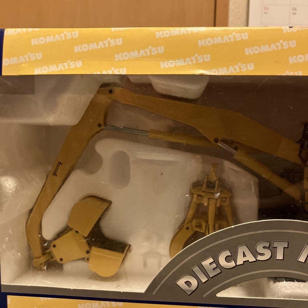 KOMATSU PC1100LC-6 ダイキャストメタル 1:50