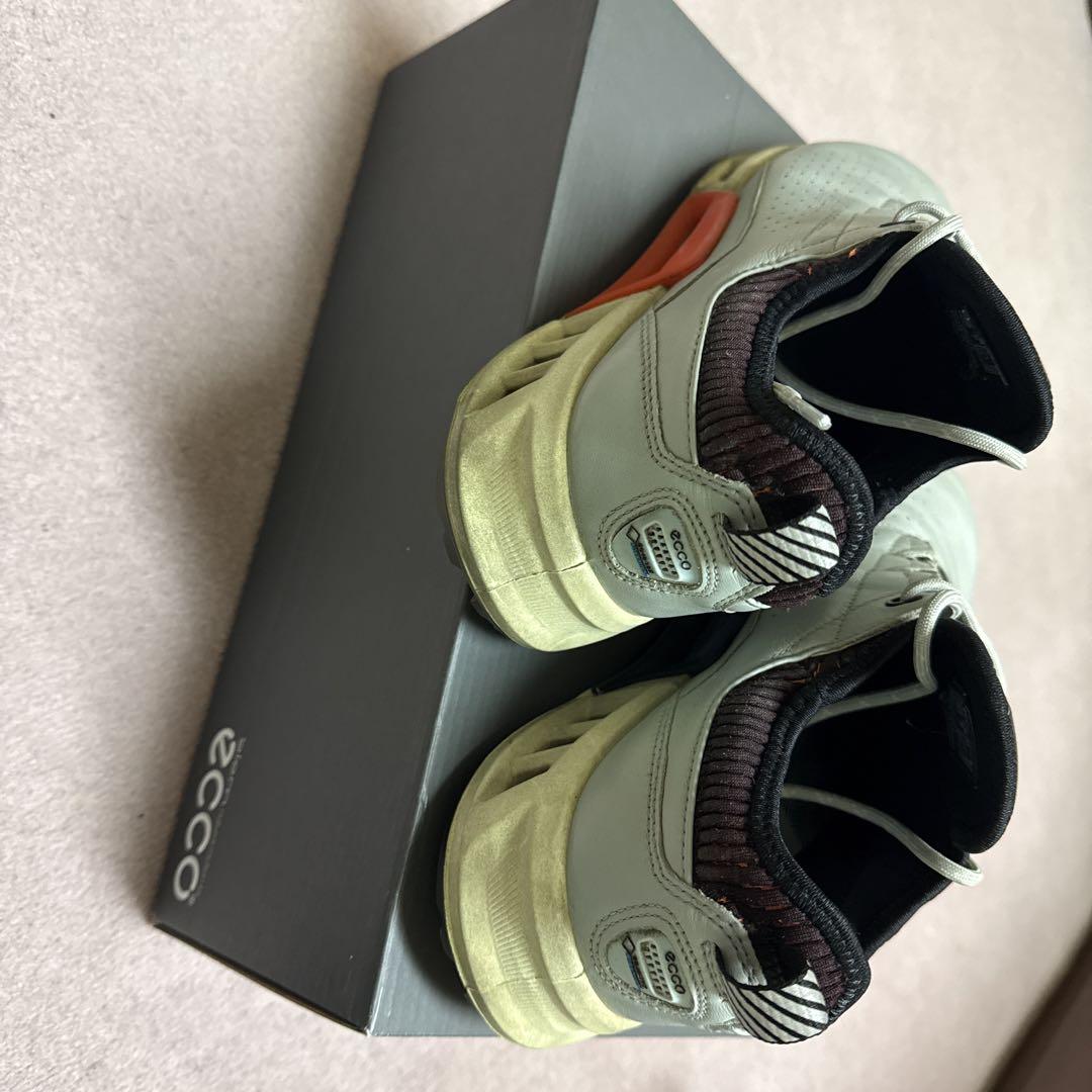 ECCO Golf BIOM Hybrid メンズ レザーゴルフシューズ | グレー