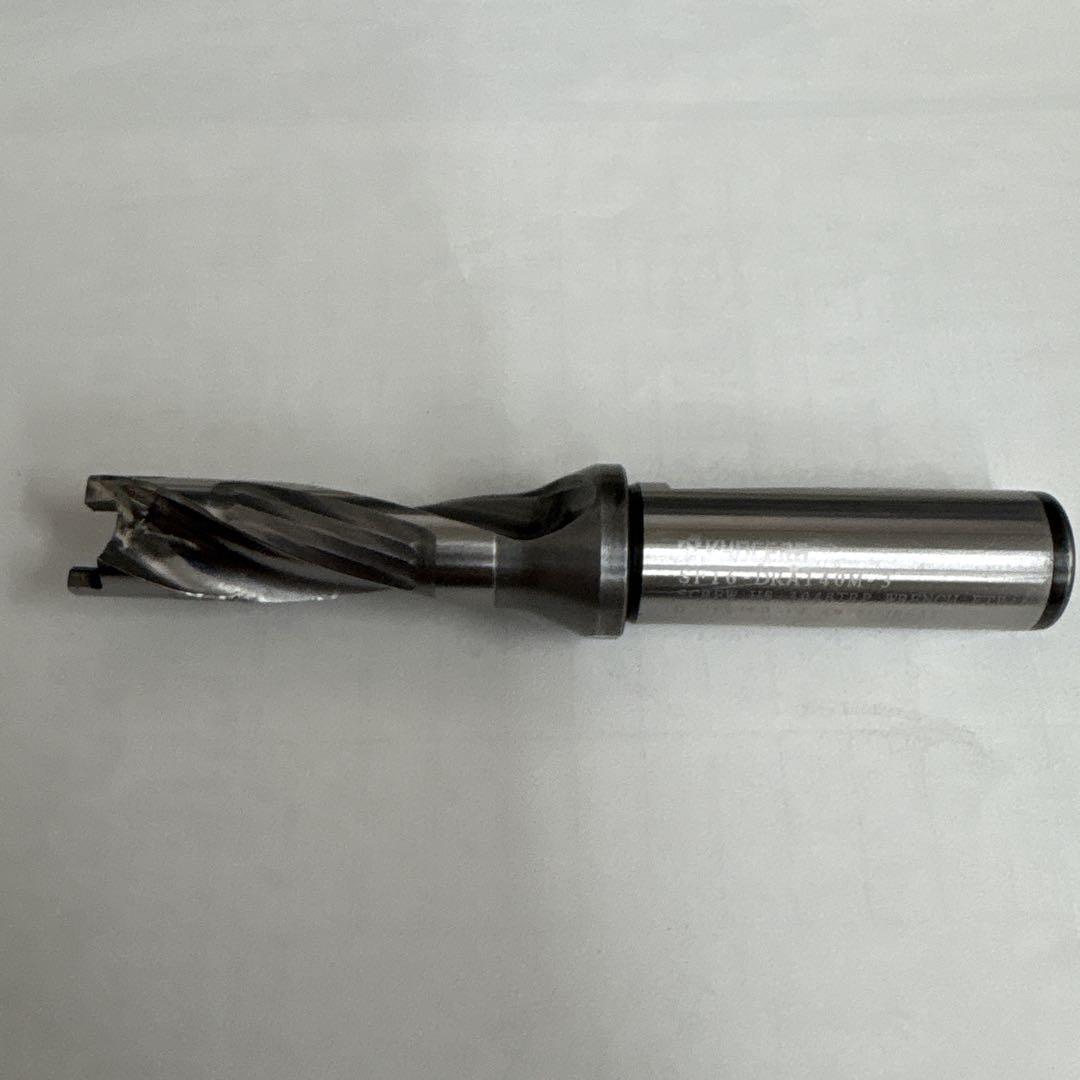旋盤　切削工具　ドリル　ホルダー　京セラ