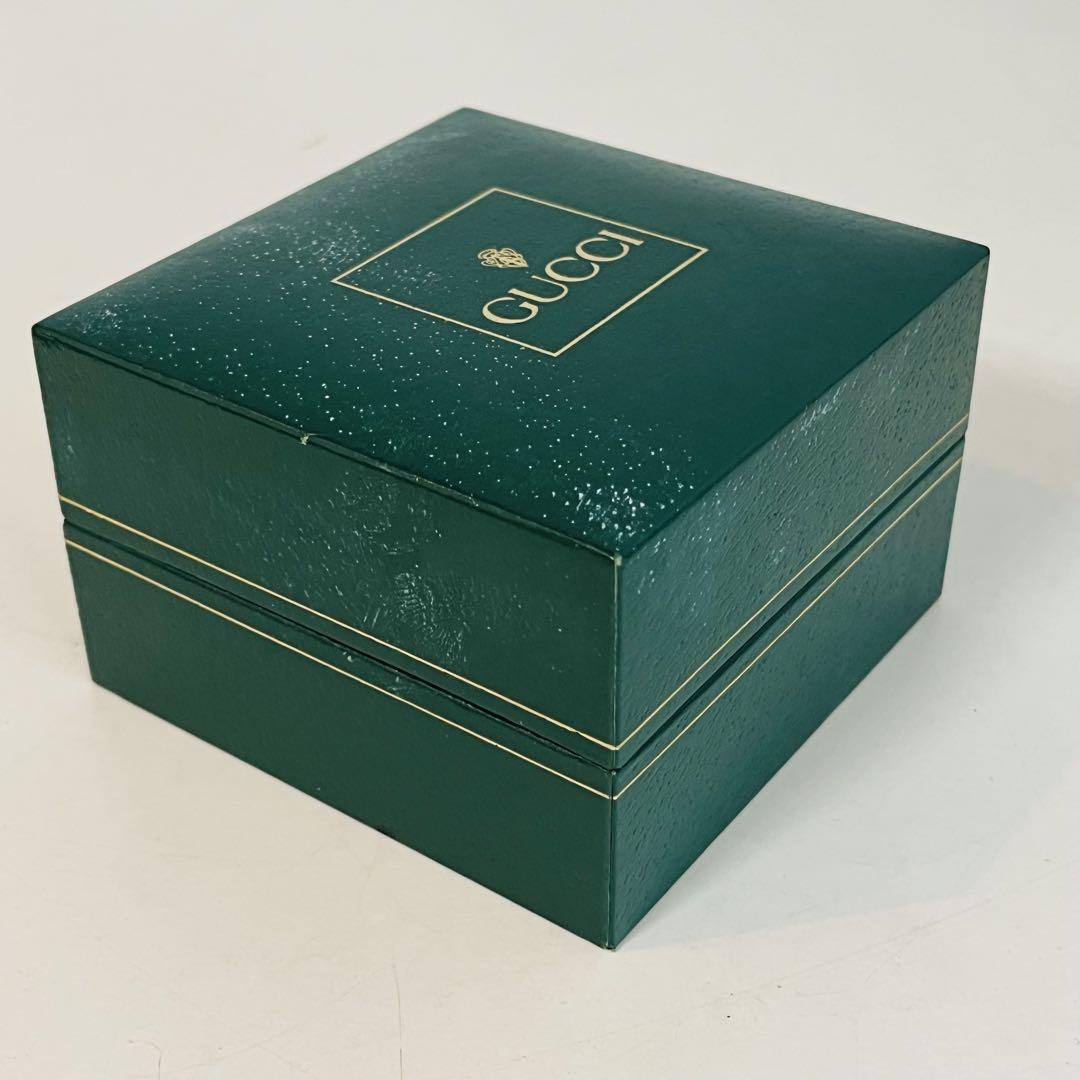 GUCCIグッチ　チェンジベゼル
レディース時計～換えベゼル12個