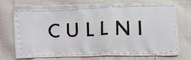 CULLNI　スラックス　センタープレス　パンツ　クルニ　カジュアルパンツ　現行