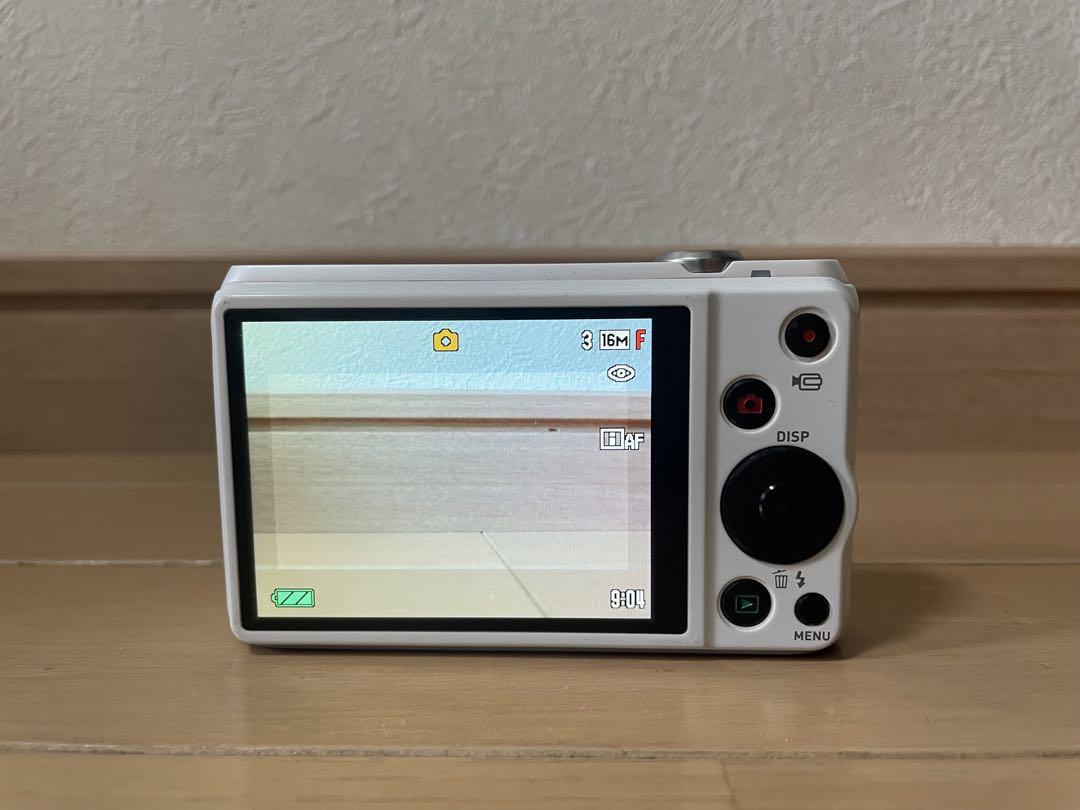 カシオ　デジカメ　EX-ZR20 EXLIM