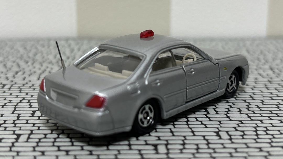 トミカ 覆面パトカー観賞用です。お子様のミニカーとして不可