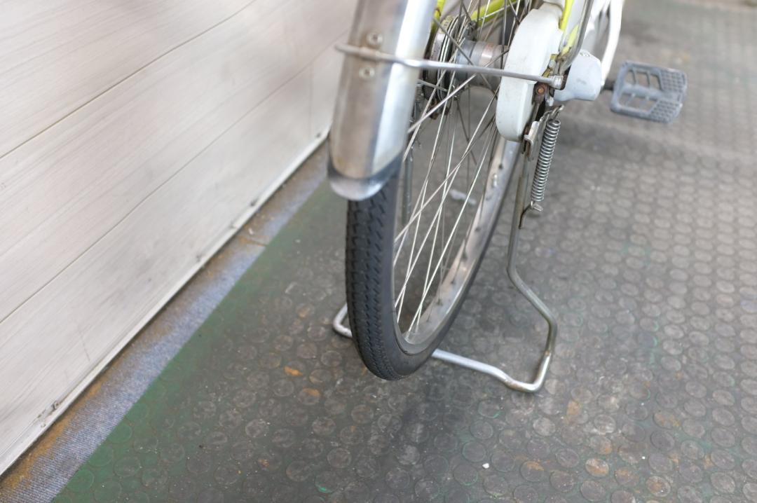 電動自転車 パナソニック　 26インチ 3段変速 8.9Ah5点灯　充電器あり