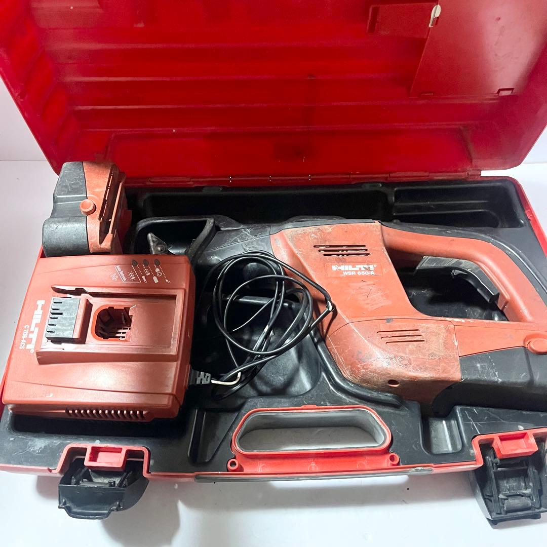 HILTI ヒルティ WSR 650-A 充電式 レシプロソー 切断機 動作良好 HILTI 充電式レシプロソー WSR650-A ヒルティ電池２個 セーバーソー