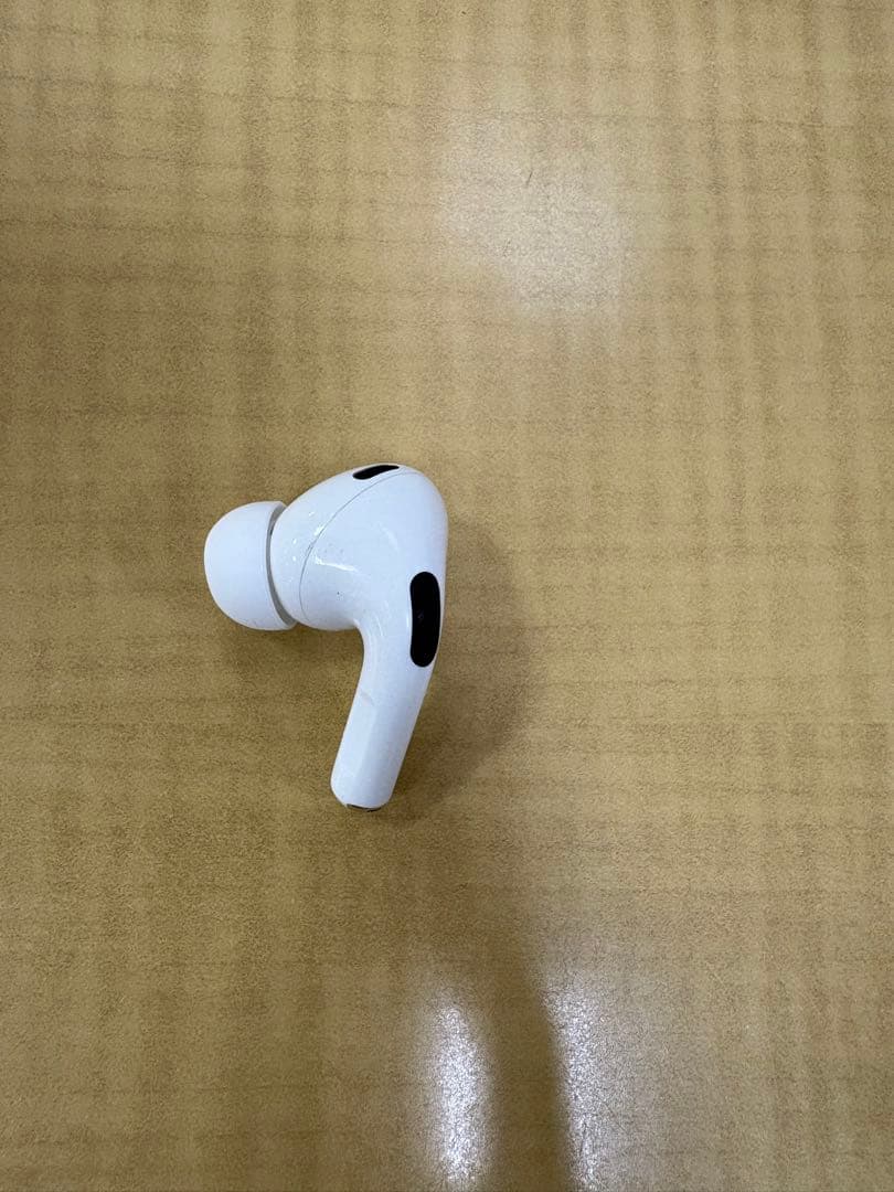 AirPods Pro 第二世代 左耳（ジャンク品） 値下げ交渉OK - メルカリ