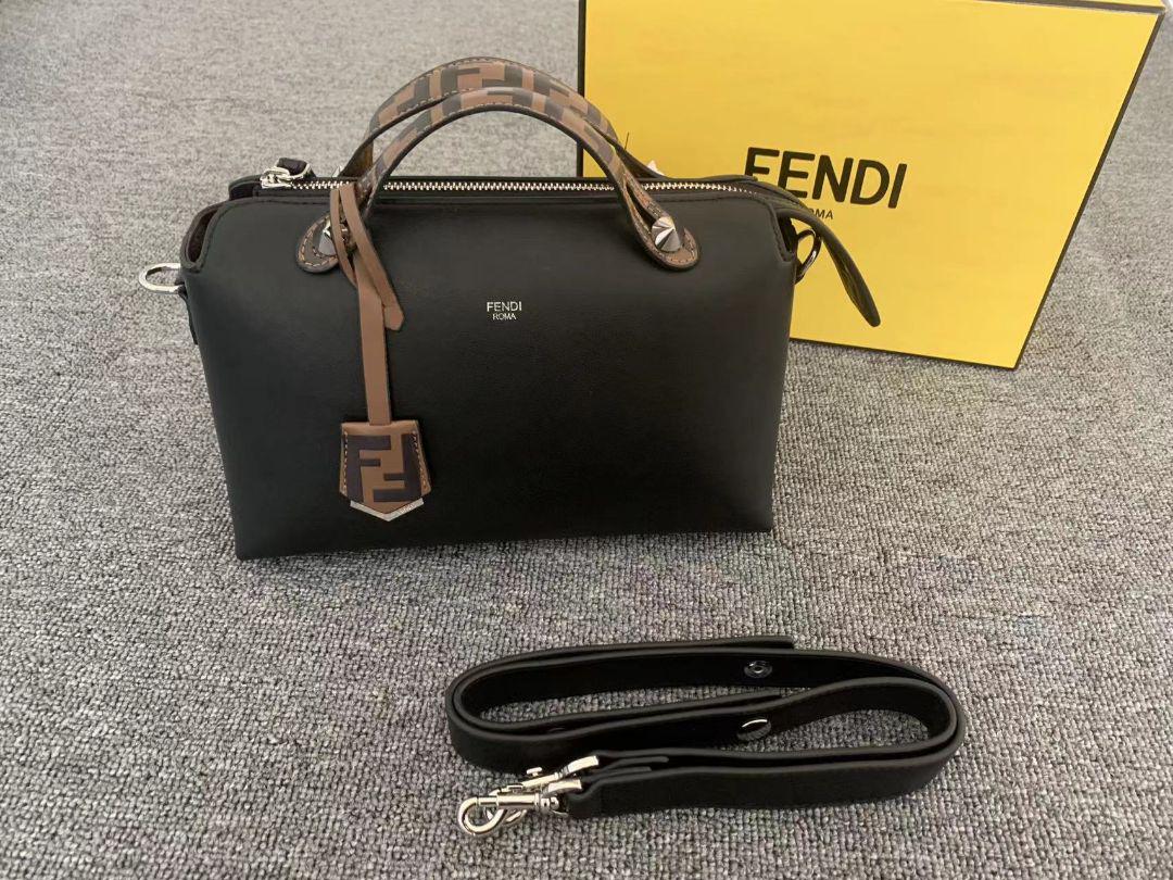 FENDI バイザウェイ　バッグ