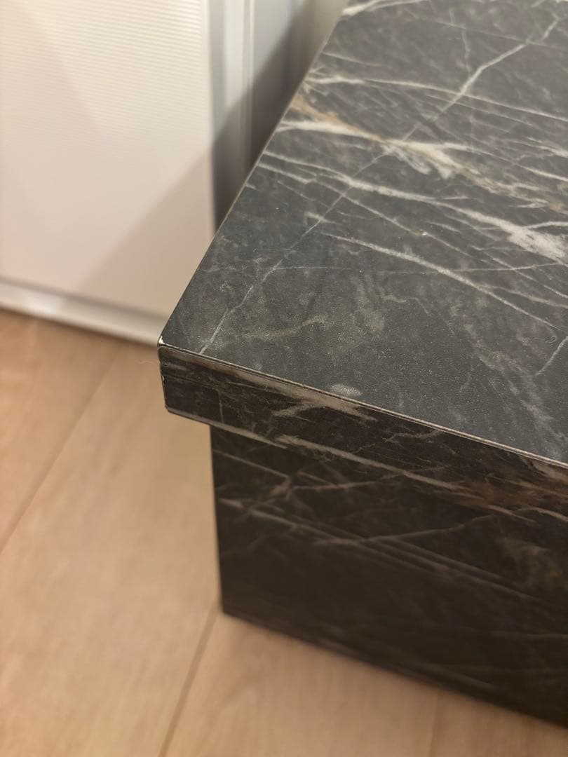 テレビ台目立った傷や汚れなし