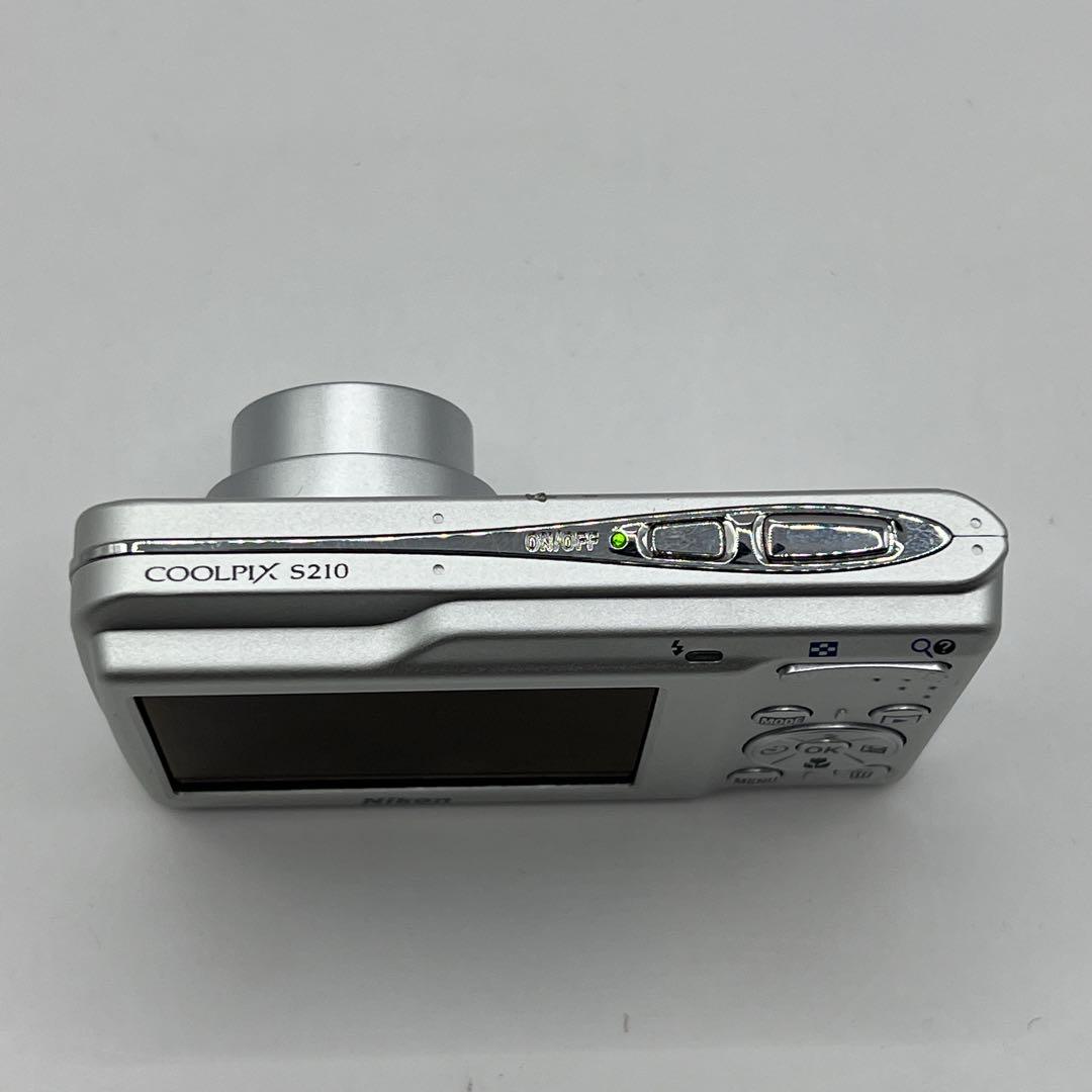 【美品】 ニコン NIKON COOLPIX S210 　箱付き 付属品多数