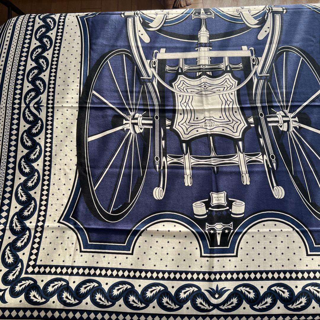 カレジェアンスカーフHERMES