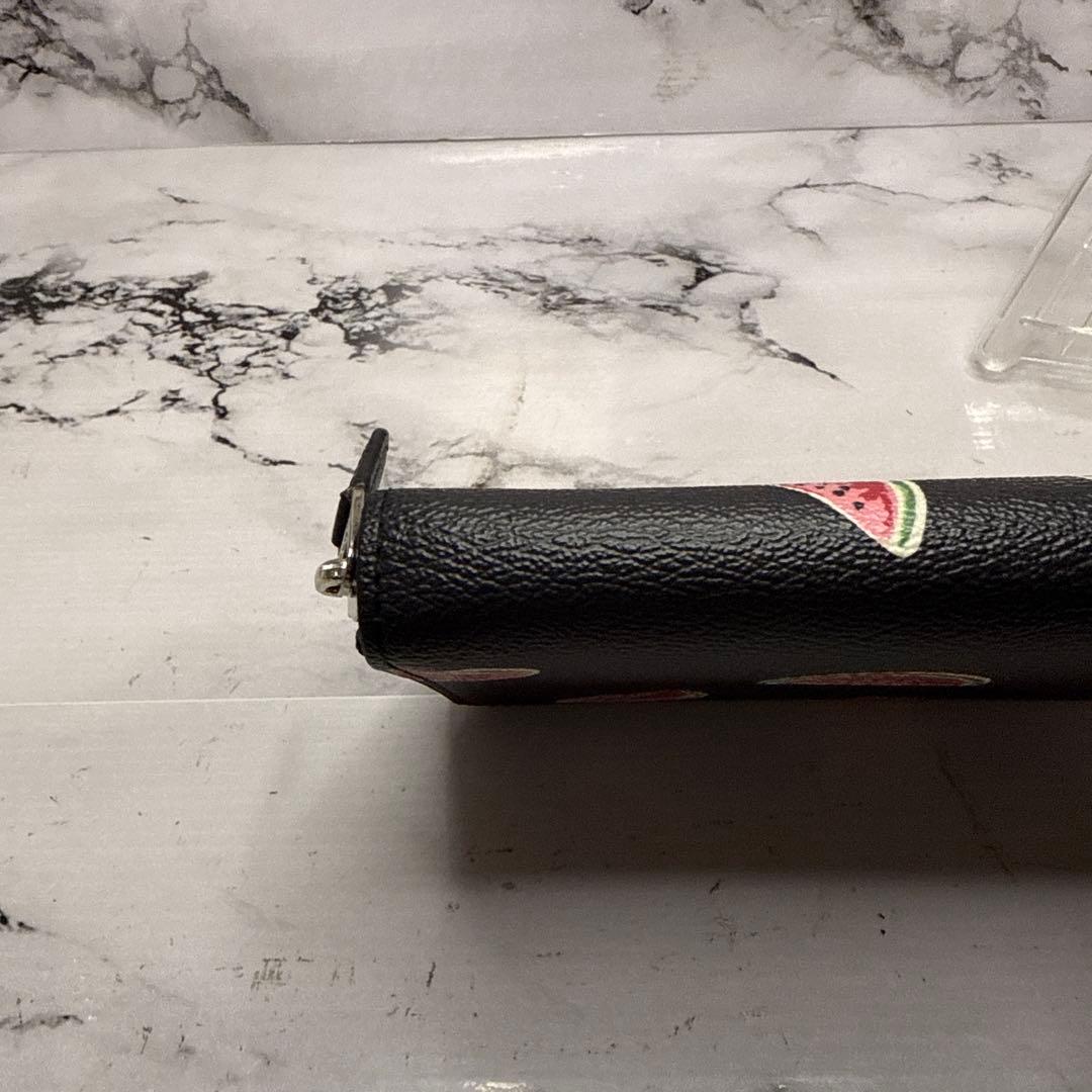 (未使用品)大人気、コーチ、長財布、ラウンドジップ、PVC地、シボ革、スイカ柄 (未使用品)大人気、コーチ、長財布、ラウンドジップ、PVC地、シボ革、スイカ柄