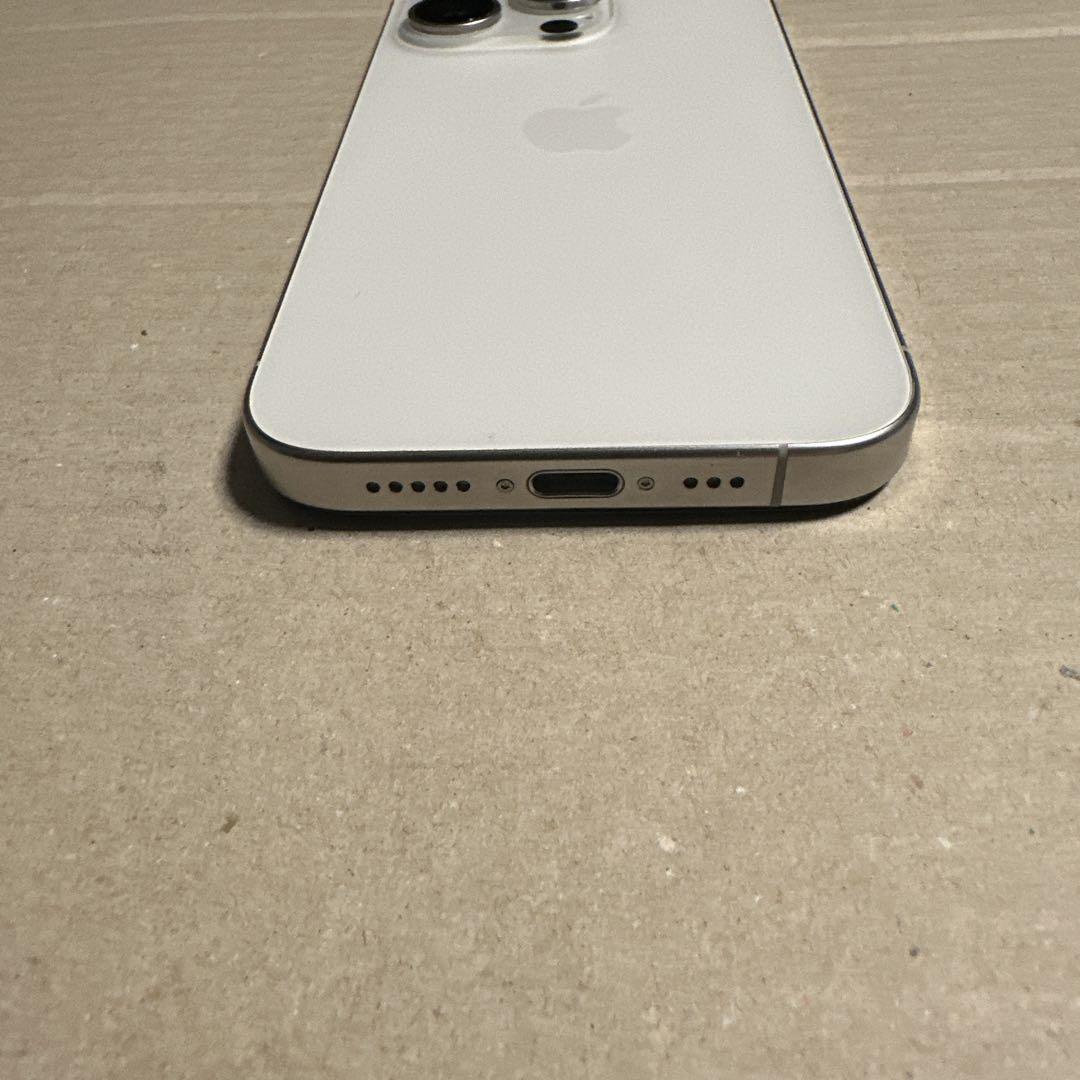 iPhone15 pro SiMフリー ジャンク