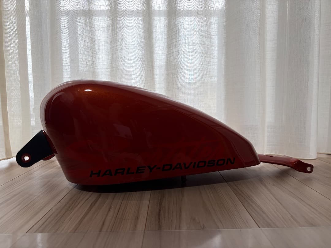 純正タンク フォーティーエイト XL1200x ハーレー スポーツスター 純正タンク フォーティーエイト XL1200x ハーレー スポーツスター