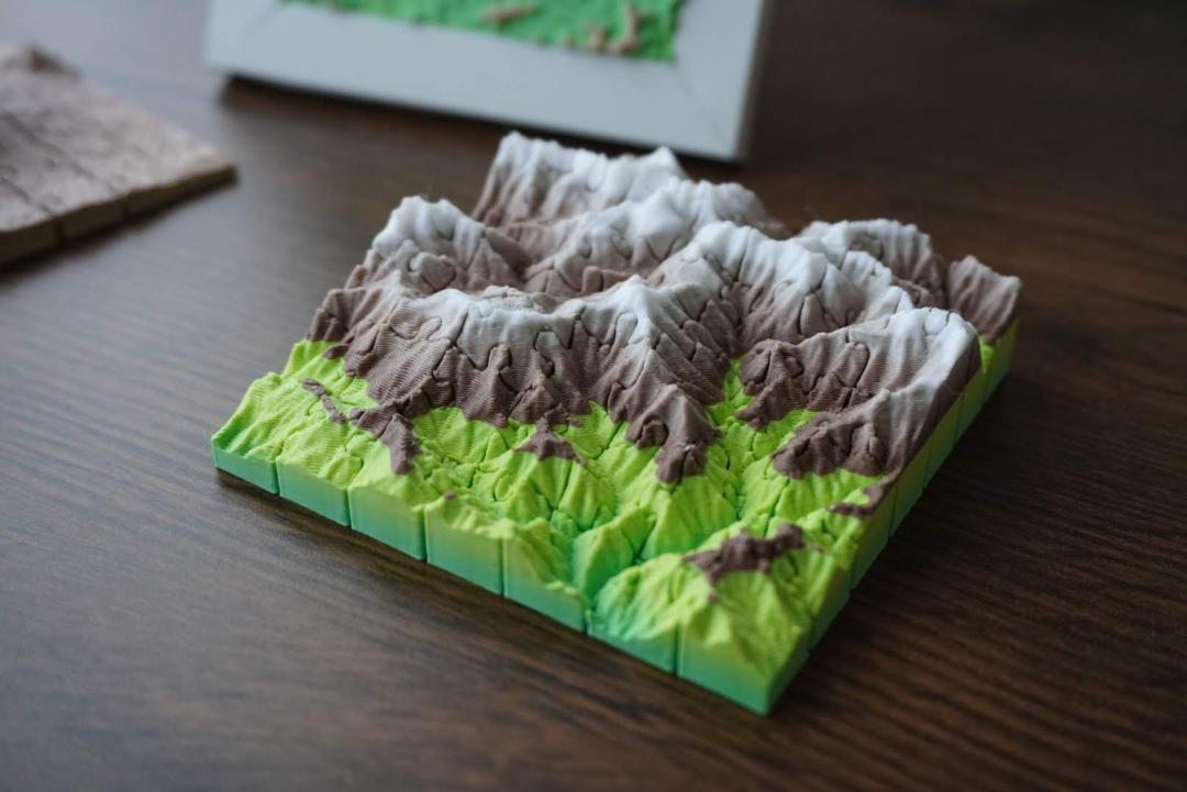 限定お買い得商品 百名山立体パズル】37.苗場山【専用スタンドケース付き】 - メルカリ ジグソーパズル