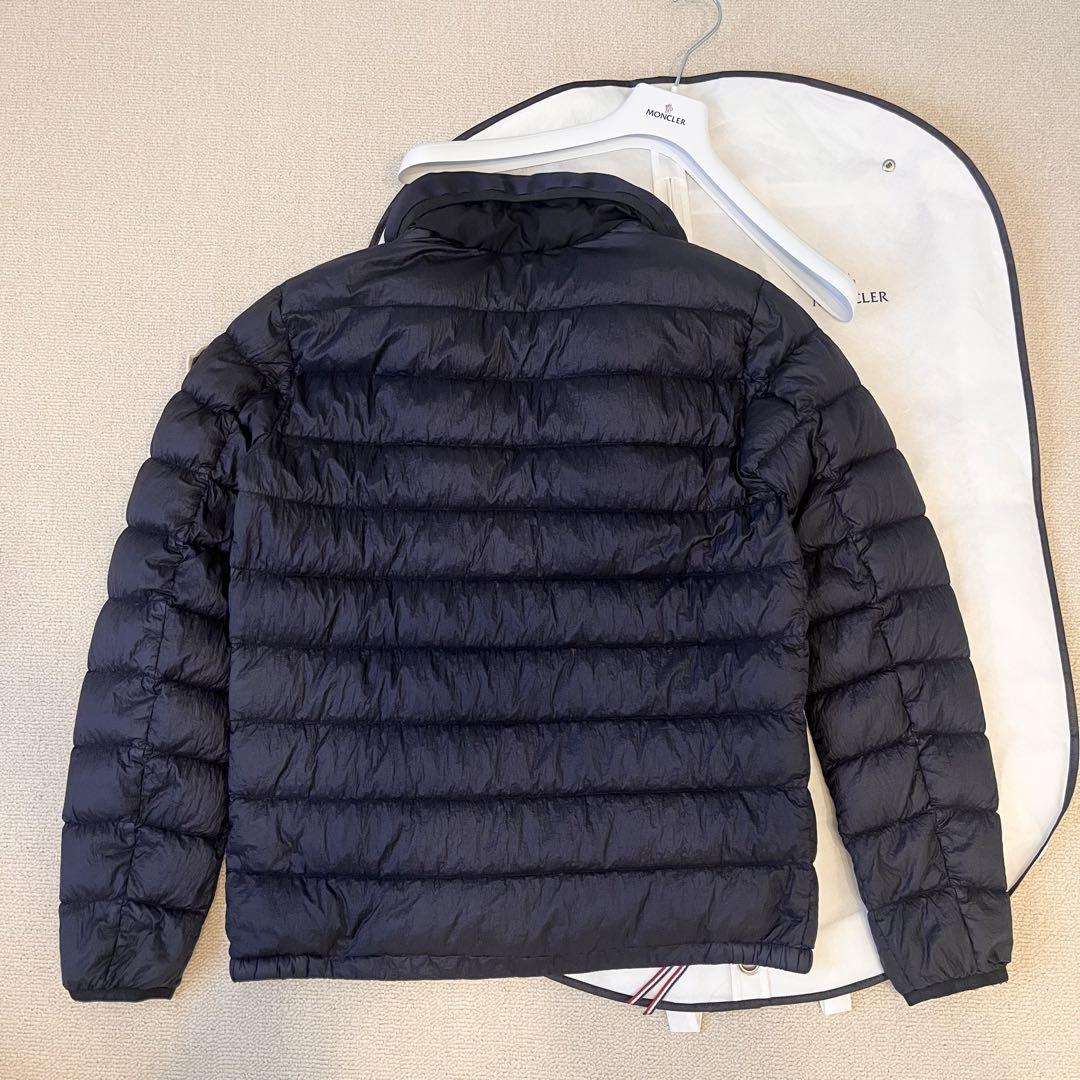 希少激レア 極美品 MONCLER ライトダウン OCTAVIEN 製品染め加工