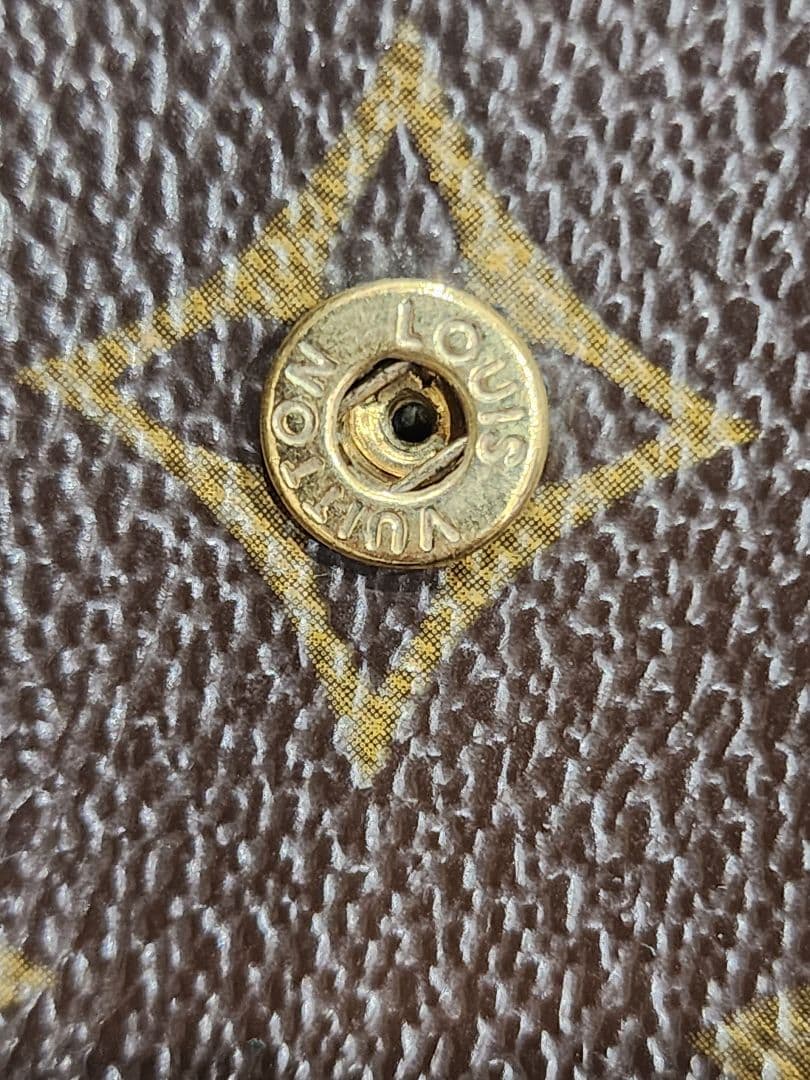 ルイ ヴィトン モノグラム コンパクトジップ 二つ折り財布 M61667 ルイ ヴィトン モノグラム コンパクトジップ 二つ折り財布 M61667