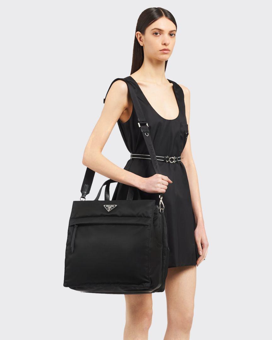 PRADA Re Nylon トートバッグ販売 中