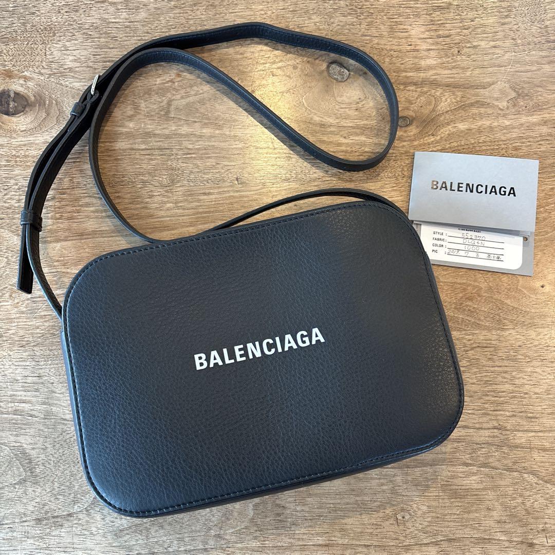 BALENCIAGAバレンシアガ エブリデイ カメラバッグ