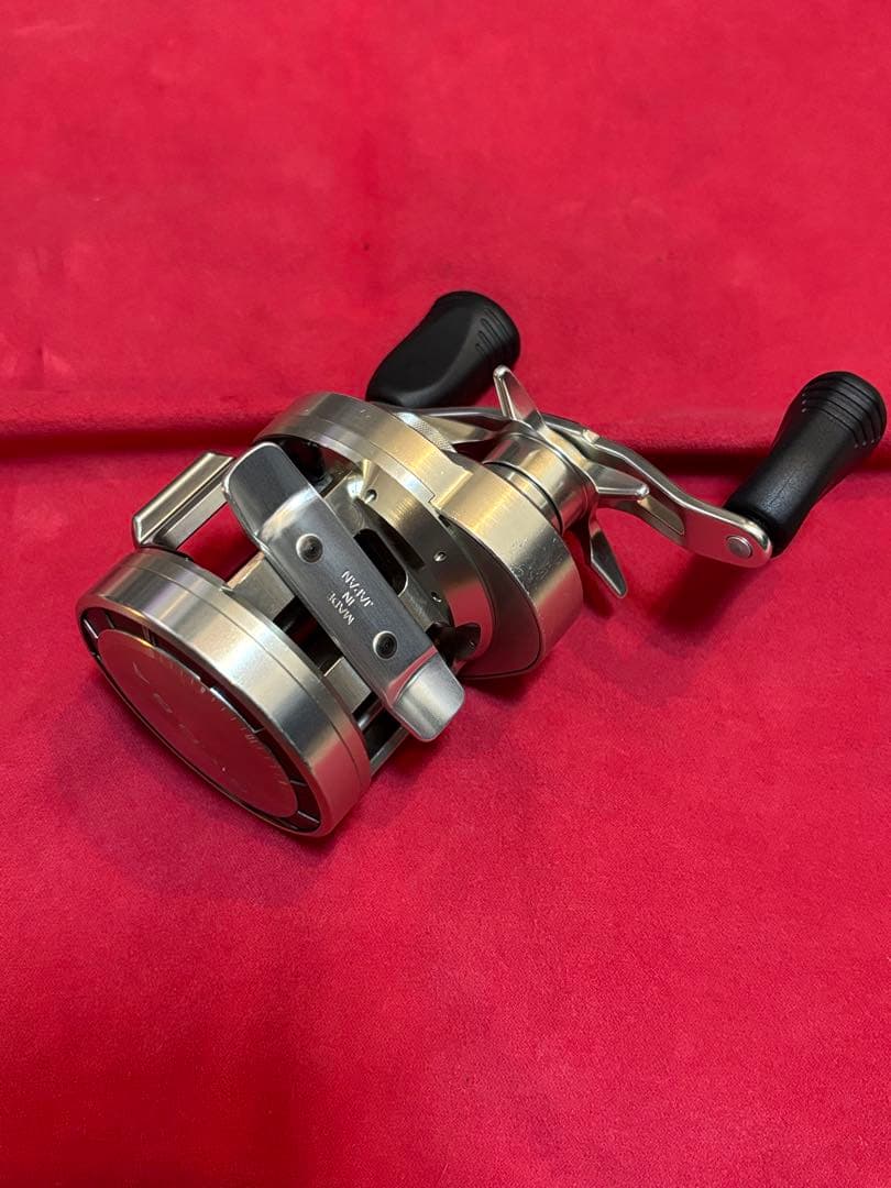 DAIWA RYOGA2020 ベイトリール　右ハンドル週末特価