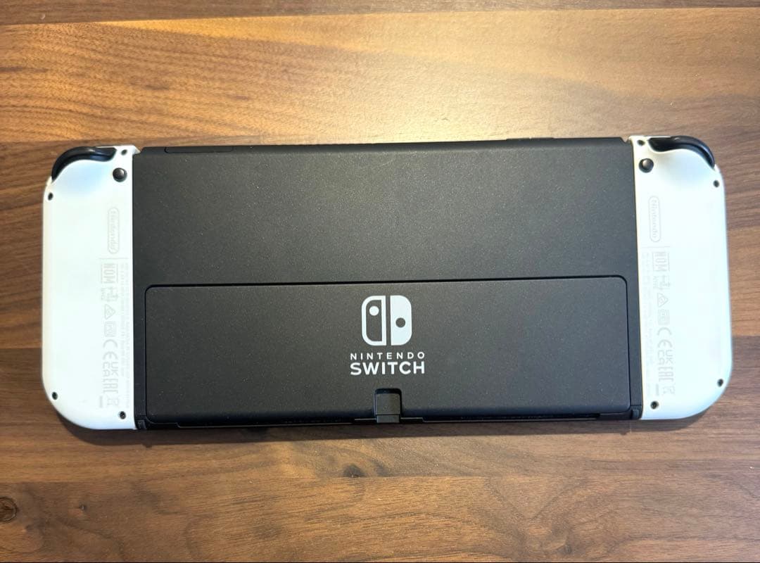 Nintendo Switch 有機ELモデル ホワイト SDカード付 Nintendo Switch 有機ELモデル ホワイト SDカード付