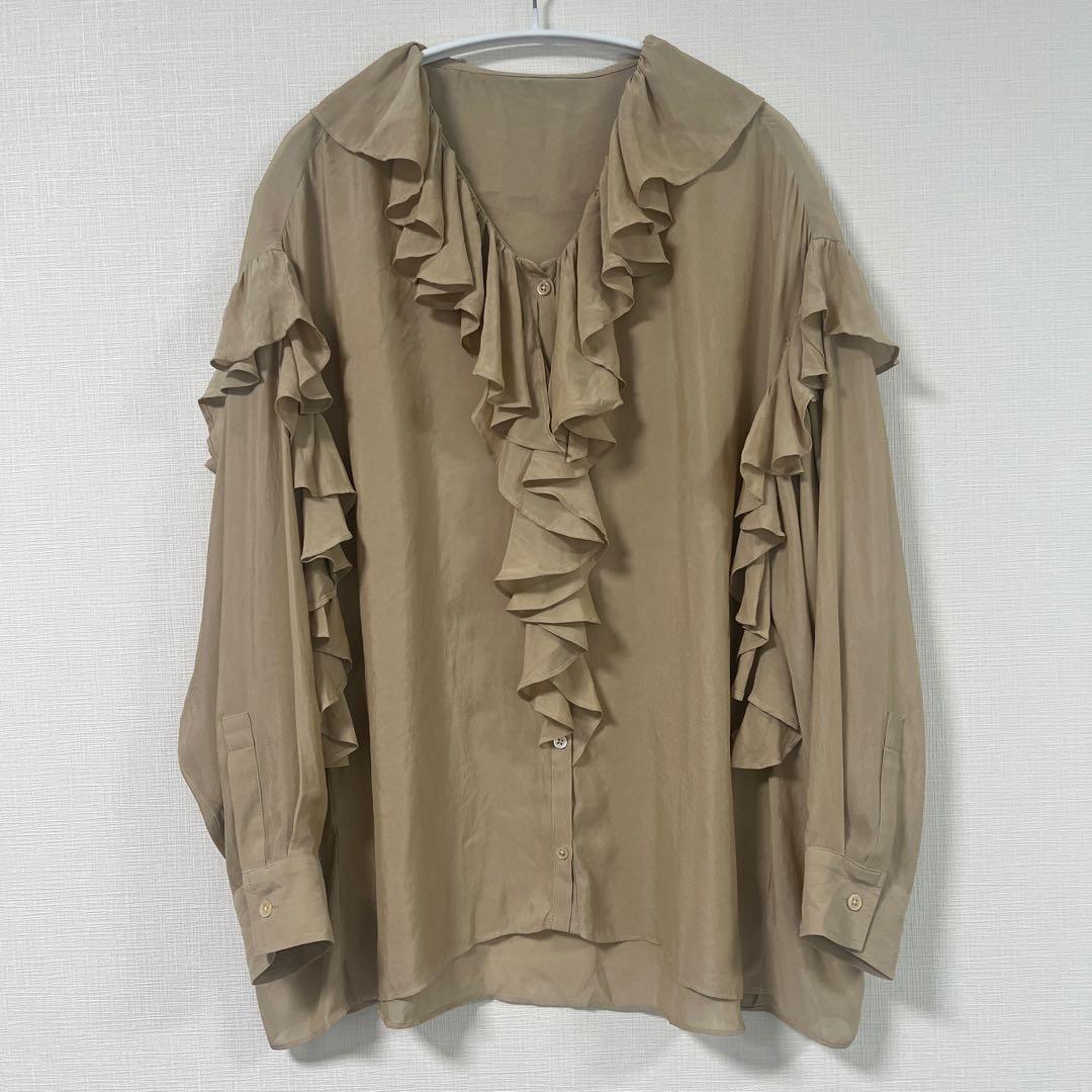 NOBLE ノーブル　シマージョーゼットラッフルブラウス
