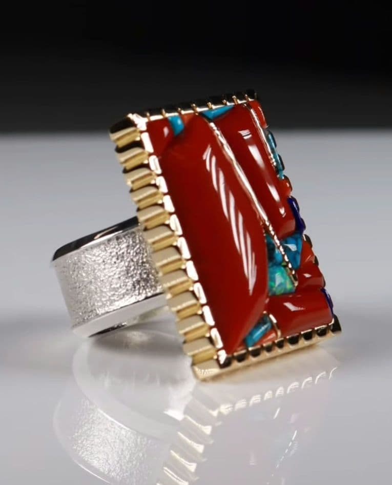 ナバホ　最高血赤珊瑚　ローンマウンテン　オパール　18金仕切板・18金極厚ベゼル