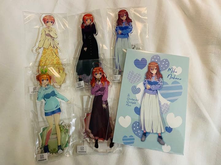 最安値】 五等分の花嫁 TSUTAYA限定 アクリルスタンドフィギュア