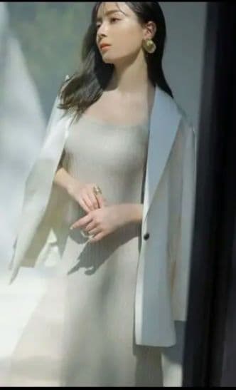 美品 anuans リネンブレンドアシメヘムリブニットワンピース