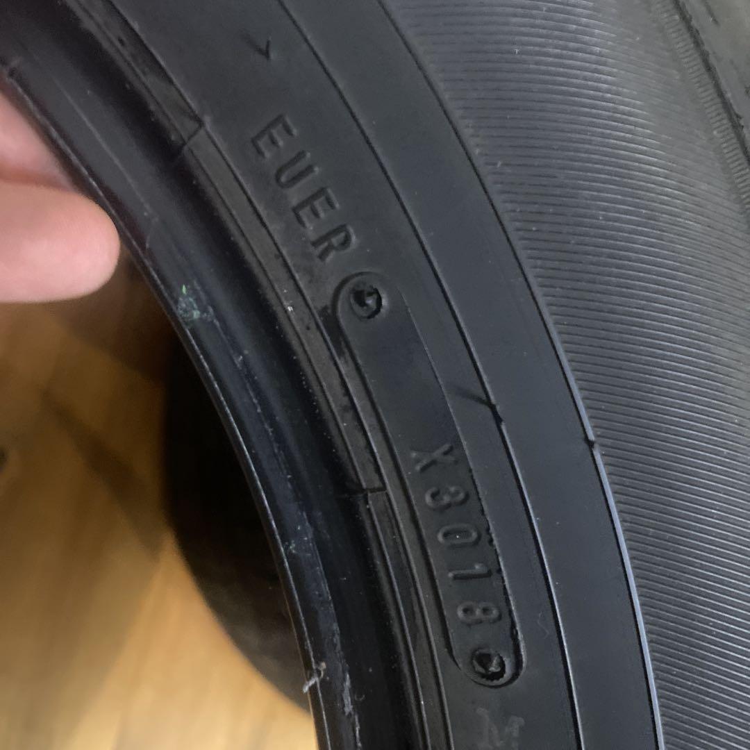 DUNLOP 215/60r17タイヤ
