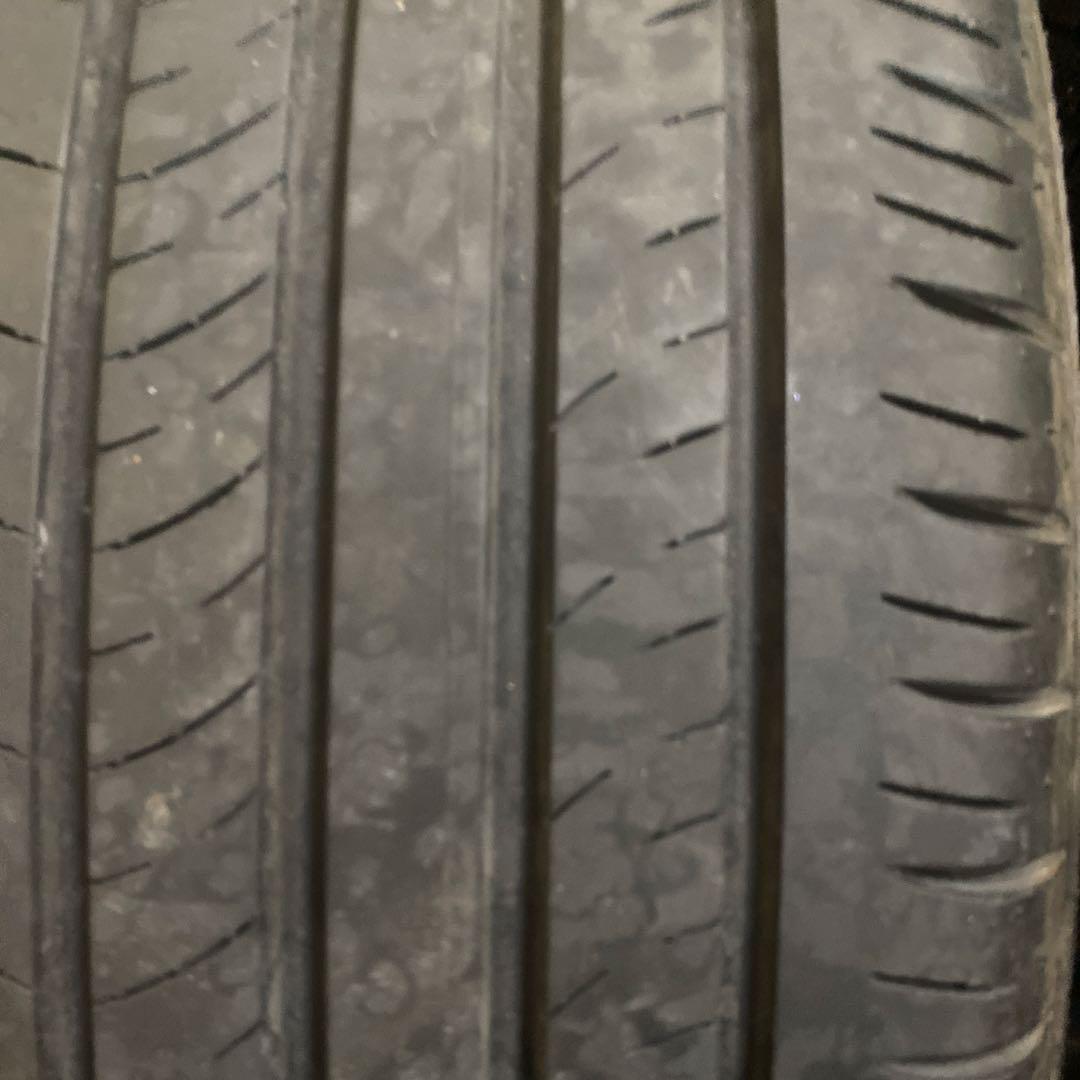 DUNLOP 215/60r17タイヤ